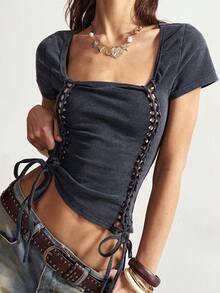 Bohemela Áo thun nữ tay ngắn cổ vuông, màu trơn, dáng ôm, khoét lỗ, phong cách thường ngày. - màu đen - Xem 2