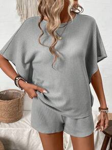 SHEIN LUNE 女款純色蝙蝠袖上衣與綁帶腰短褲休閒兩件套 - 灰色 - 查看 4