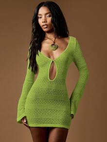 MISSGUIDED Keyhole Cutout Long Sleeve Knit Mini Dress With Deep V-Neck And Bodycon Fit - Green - View 1