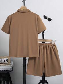SHEIN Tween Boy Loose Coffee Brown Knitted Polo Shirt And Shorts 2 Pieces Set,Summer Casual Vacation Turn Down Collar Short Sleeve Solid Outfit For Kids - Brown - View 2