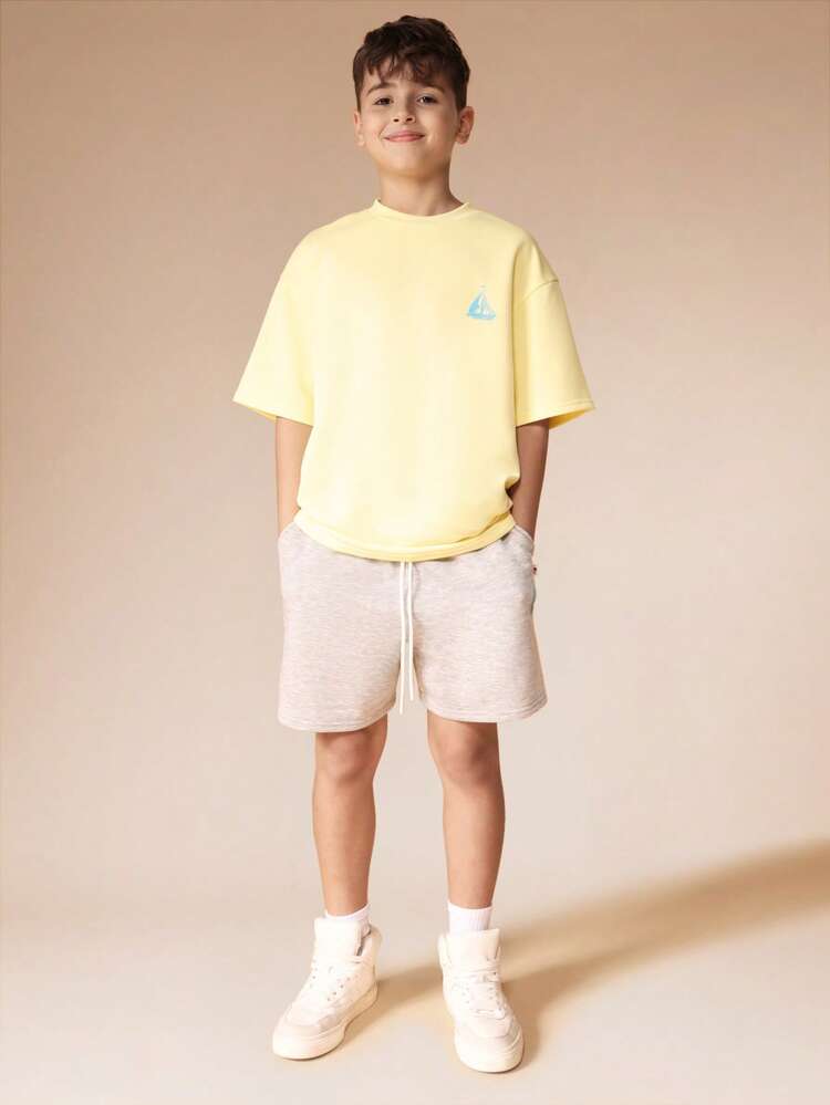 돛단배 프린트가 있는 햄튼 티셔츠와 반바지 세트