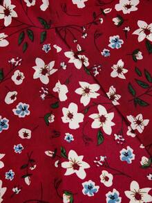 Sweetra Váy Maxi xẻ cổ chữ V khoét sâu cho nữ cỡ lớn, Váy đi biển họa tiết hoa nhỏ màu đỏ tía cổ điển thanh lịch, Xuân/Hè - Đỏ - Xem 5