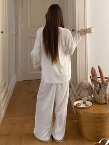 DAZY 2pcs/Set Women Bow Tie & Puppy Embroidery Loose Cardigan Long Sleeve & Pants Pajama Set, Autumn/Winter - White - View 2