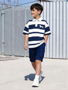 SHEIN Explorewe 男童条纹动物纹 Polo 衫和休闲宽松口袋裤两件套，时尚舒适，适合春夏户外穿着 - 藏藍色 - 查看 3