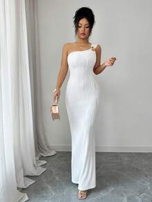 SHEIN Elenzya 女士不对称领口金属扣腰身鱼尾设计长款优雅连衣裙，适合派对、通勤、婚礼、约会、休闲外出、春夏穿着。 - 白色 - 查看 4