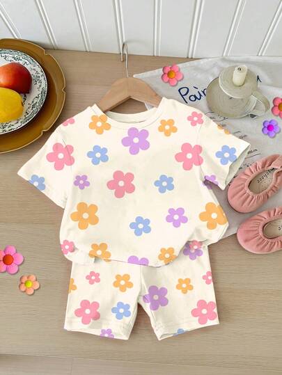 SHEIN 2pcs Baby Girls Casual Floral Print T-Shirt And Shorts Set, Comfortable For Everyday Wear, Suitable For Summer