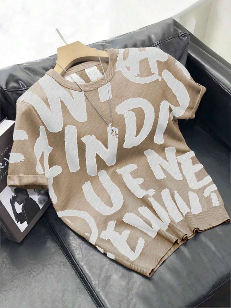 Claim Dot 男士字母提花圆领短袖休闲针织上衣 - 杏色 - 查看 1