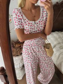 CottageSlumber 2 piezas Conjunto de pijama de manga corta con estampado floral romántico - Blanco - Ver 5