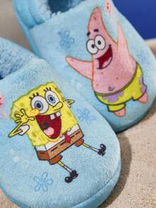 SpongeBob SquarePants | SHEIN 可爱卡通蓝色儿童柔软毛绒保暖弹力后跟拖鞋，适合幼儿和小朋友室内家居防滑鞋，轻便耐用，防滑硅胶点，男女通用，适合男孩女孩在家卧室空调房春、秋、冬三季穿着，Patrick - 藍色 - 查看 2