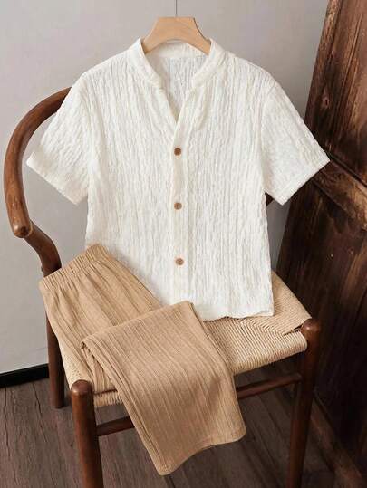 SHEIN Young Boys' Solid Color Short Sleeve Casual Button-Front Textured Fabric Shirt Set, Summer
