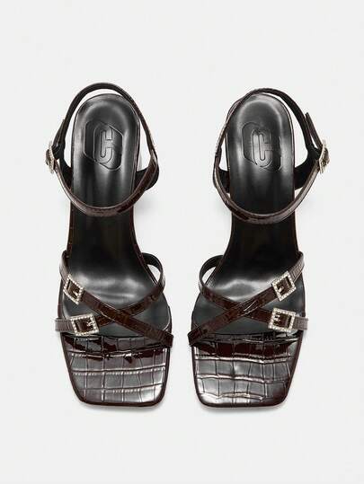 CUCCOO CURVES Plus Size Women's Multiple Straps Buckle Decor Open Toe Flat Sandals, Suitable For Summer Outing, Vacation And Daily Wear Valentine's Day