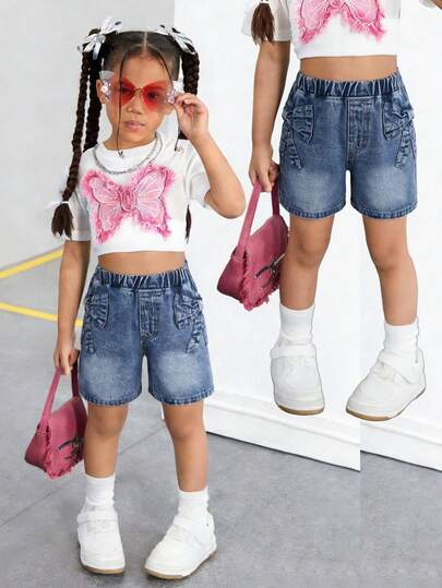 Pantalones cortos de mezclilla para niñas pequeñas con estilo lindo, color azul medio, con decoración de moño a ambos lados, pierna recta suelta, tela suave y cómoda, adecuado para la escuela, el transporte y el uso diario