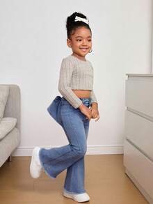 SHEIN Pantalones acampanados de mezclilla azul con cintura elástica y decoración de moño para niña - Azul lavado medio - Ver 5