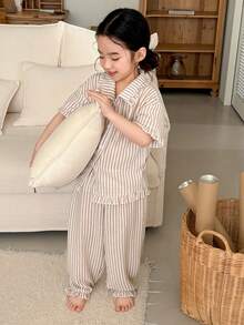 DAZY Set pijama confortabil cu cămașă și pantaloni cu dungi, pentru fetiță, vacanță de vară - alb - Vizualizare 4