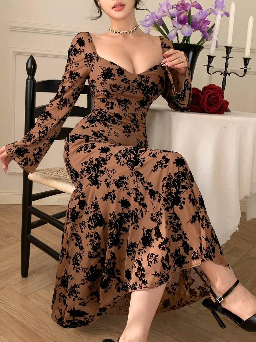 DAZY 女士方领长袖植绒提花高弹针织修身鱼尾裙摆优雅性感休闲连衣裙 - 棕色 - 查看 1