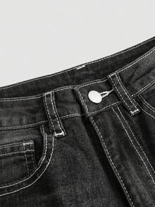 SHEIN Girlism Tween Girl Fashion Y2K Low Waist Vintage Rhinestone Butterfly Embroidered Denim Flare Leg Jeans, Fall Winter Back To School Emo Jeans Glitter Jeans Flare Jeans With Rhinestones Boot Cut Jeans With Rhinestones Rhinestone Jeans - Black - View 4