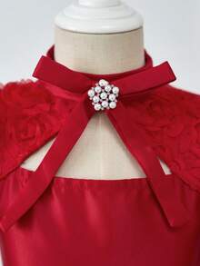 SHEIN Young Girl Fitted Elegant Hollow Out Waist A-Line Dress With Mandarin Collar,Kids - Red - View 6
