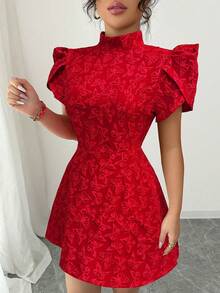 Elenzga 女士复古红色纹理面料泡泡袖优雅高领露背蝴蝶结撞色镂空腰部修身独特设计迷你连衣裙，夏季 - 紅色 - 查看 3