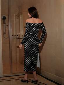 Seusyu Women's Polka Dot Print Off-Shoulder Long Sleeve Fitted Dress - Black - View 2