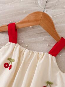 SHEIN 2pcs Baby Girls Butterfly Embellished Tank Top And Pants Set, With 3D Cherry Red Pants And Ruffled Hem Cream White Camisole - Multicolor - View 6