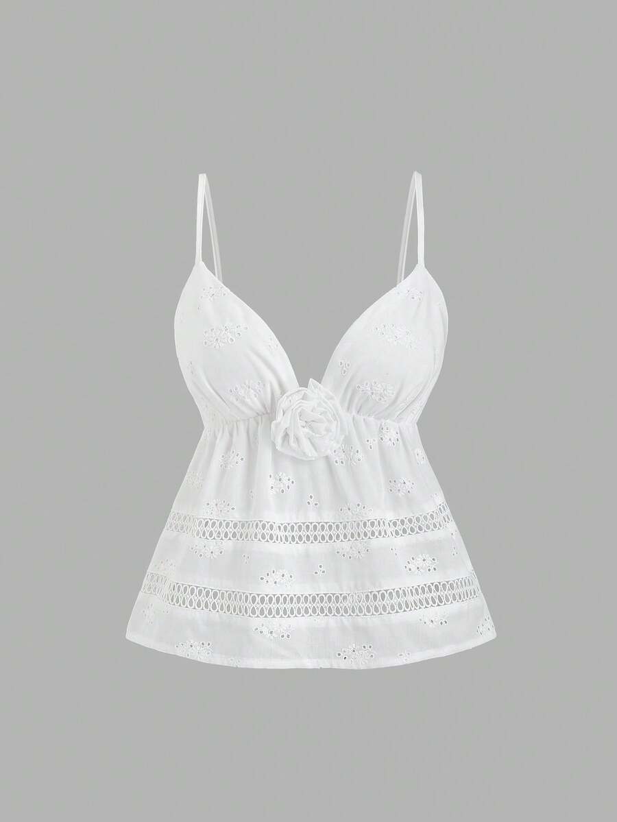 Sweetra Women's Vintage Sexy Slim Elegant College Style Vacation Versatile Comfortable White 3D Floral Camisole Top, Spring/Summer - White - View 1