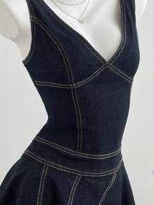 Elamini Women's V-Neck Frayed Hem Casual Sleeveless Denim Dress - Dark Wash - View 5