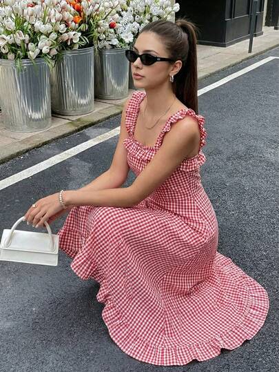 Reset Phase Female Teenagers' Casual Fashion, Sweet Square Neck, Ruffle Edge Decoration, Waist Cinched A-Line Skirt Design, Shoulder Strap Pleated Design. The Dress Is Comfortable, Soft, Practical, And Versatile, Suitable For Autumn, Spring, And Summer. It Is Suitable For Daily Wear, Commuting, Outdoor Play, Sports, School, Streetwear, Parties, And Photography