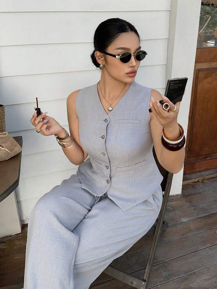 Dazy Plus Plus Size Women Solid Color Business Casual Sleeveless Vest And Straight Leg Pants 2 Piece Set, Spring/Summer