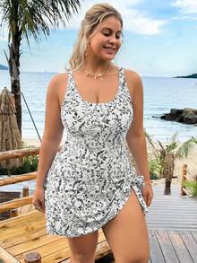 SHEIN Swim Lushore 大码女式树叶印花可调节肩带圆领吊带泳衣，腰部系带，优雅性感，适合休闲海滩度假 - 黑與白 - 查看 3