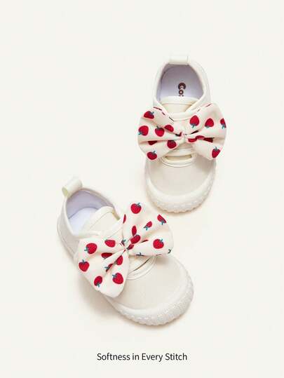 Cozy Pixies 1 Pair Of New Girls' Beige Fashionable And Cute Sports Shoes With Bow Decoration Strawberry Printing Round Toe Design Is Comfortable, Breathable And Casual, Suitable For Daily Wear, Sports And School Spring, Summer And Autumn.