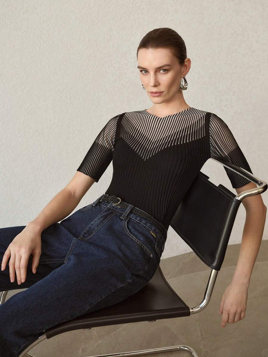 MOTF PREMIUM CONTRAST ORGANZA SHORT SLEEVE KNIT TOP - Black - View 1