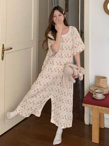 DAZY Cute Bear Pattern All-Over Print Loose Women's Pajama Jumpsuit - Beige - View 8