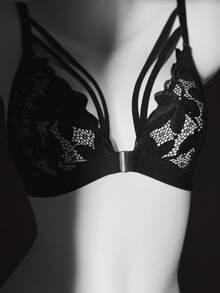 1pc Women Lace Front Closure Wireless Bra - Black - View 4