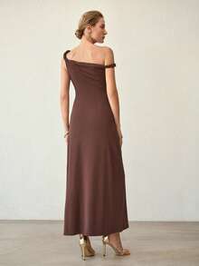 MOTF PREMIUM ELEGANT RUCHED TWIST ASYMMETRICAL SHOULDER SPLIT THIGH DRESS, SPRING/SUMMER - Coffee - View 3
