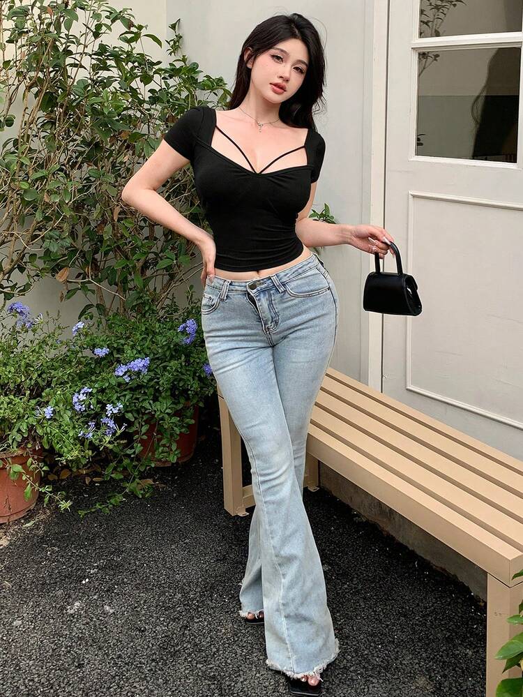 Women's Minimalist Solid Color Hollow Out Cropped Fitted Short Sleeve T-Shirt, Summer Crop Tops Women