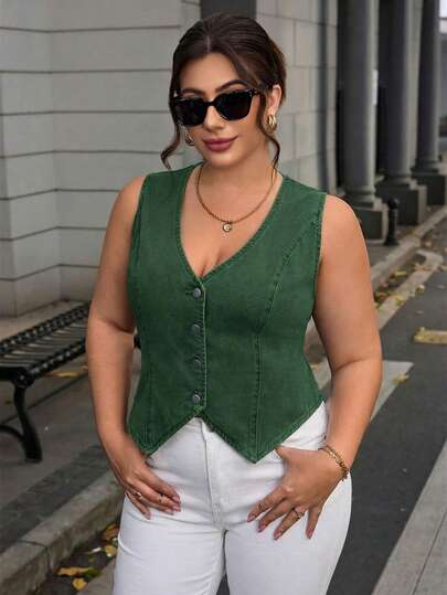 SHEIN Essnce Plus Size Solid Color V-Neck Front Button Fitted Sleeveless Denim Jacket