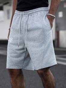 PAVTROS 男士简约刺绣图案休闲针织短裤，宽松直筒高街拼接运动裤 - 淺灰色 - 查看 5