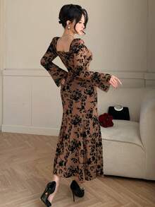 DAZY 女士方领长袖植绒提花高弹针织修身鱼尾裙摆优雅性感休闲连衣裙 - 棕色 - 查看 4