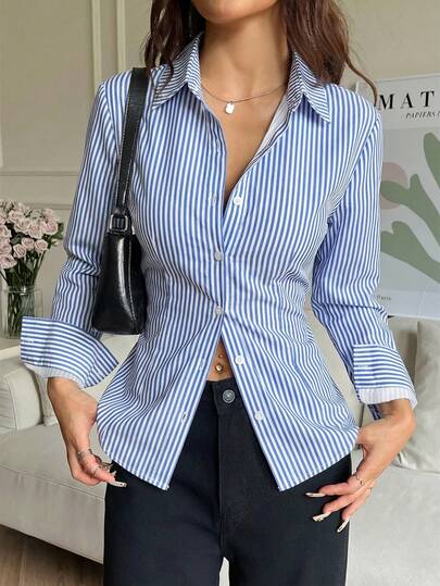 SHEIN EZwear قميص نسائي أنيق وعملي وقابل للارتداء في جميع المناسبات، بنمط مخطط باللونين الأزرق والأبيض، بأكمام طويلة وأزرار أمامية وربطة خصر، مناسب للربيع والصيف