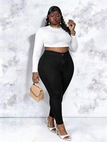 CurvyTilda 高腰紧身七分牛仔裤 - 黑色 - 查看 3