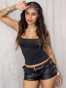 Rayane Ketlyn Y2k Black Tight Fit PU Low-Waist Decorated Ultra-Short Shorts Rave Festival Outfits - Black - View 1