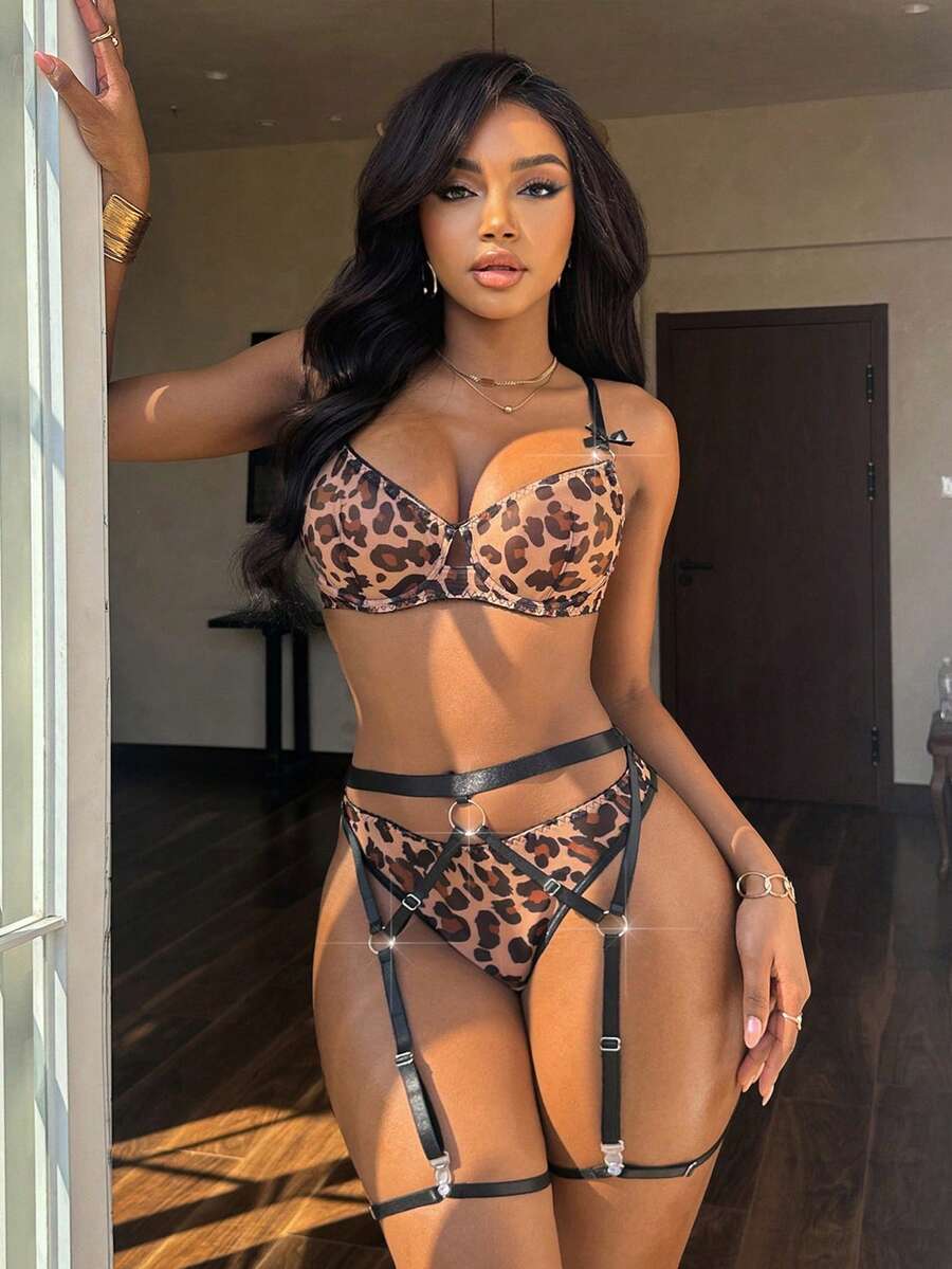 SHEIN 5件套豹纹性感内衣套装，配有钢环和圆形细节 - 彩色 - 查看 1