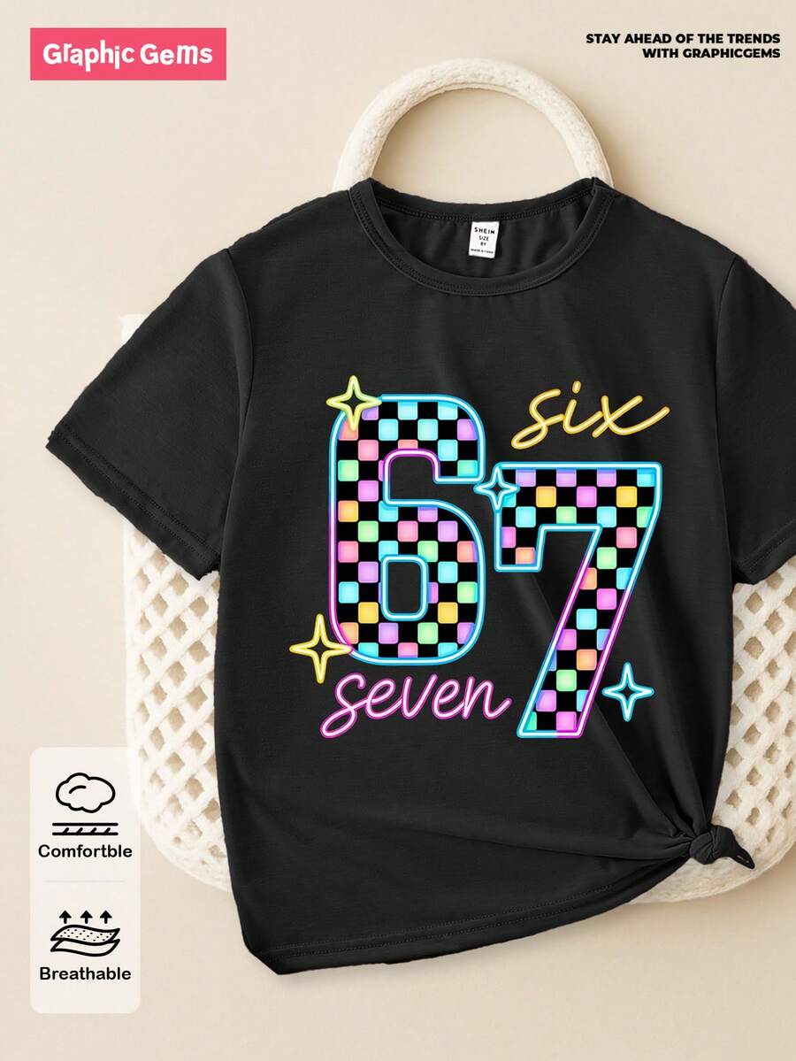 SHEIN 这款少女休闲时尚创意个性清新简约彩色格子67号星星图案字母标语印花舒适基础款短款T恤,适合春夏秋三季穿着,是少女日常穿着的理想之选。 - 黑色 - 查看 1