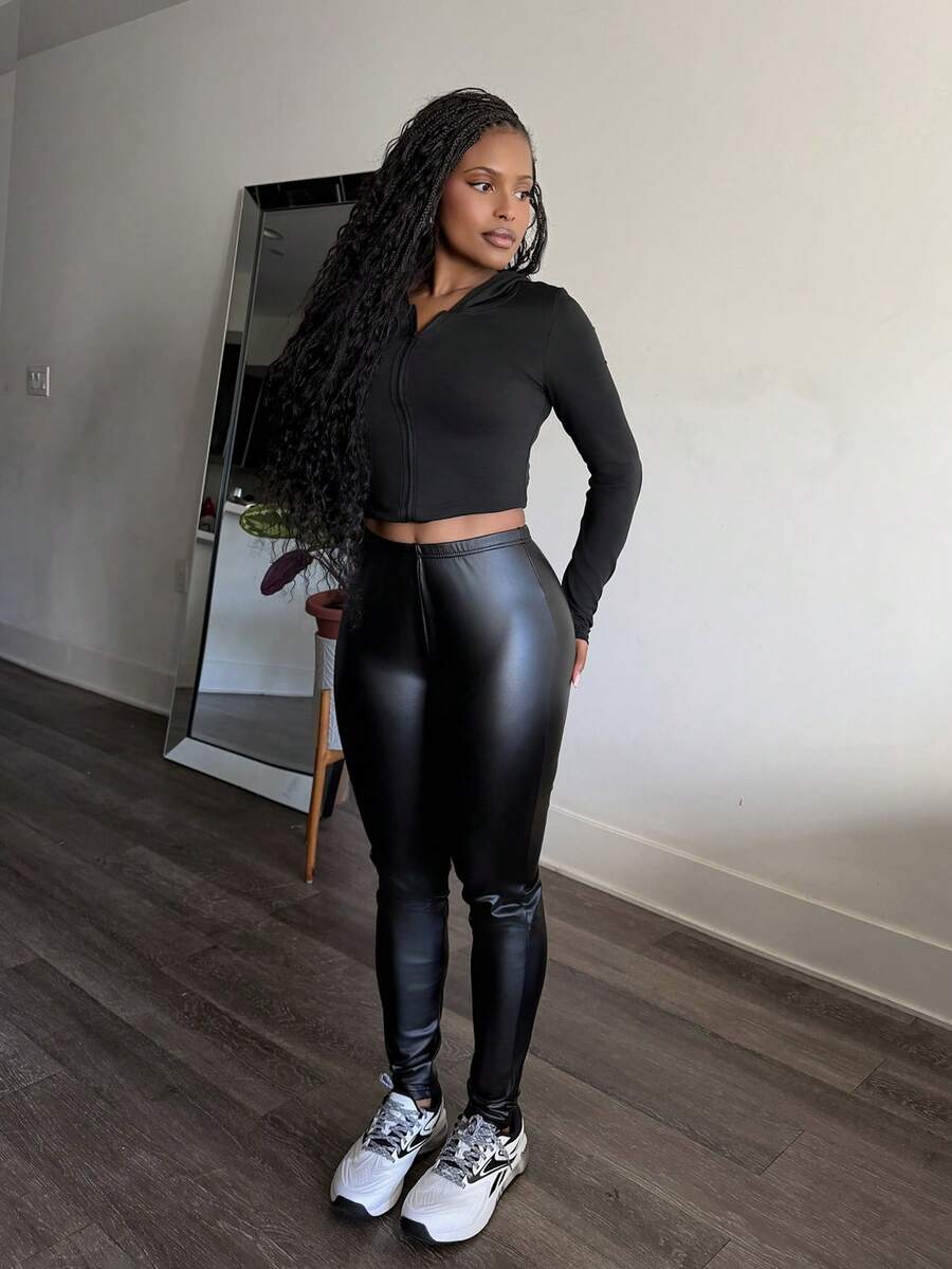 Tyla Gomez Women's Slim Fit Pu Leather Leggings - Black - View 1