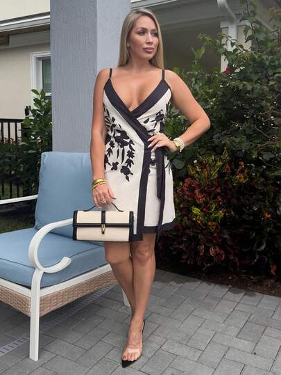 Cioccolato 性感优雅裹身V领印花女式短裙