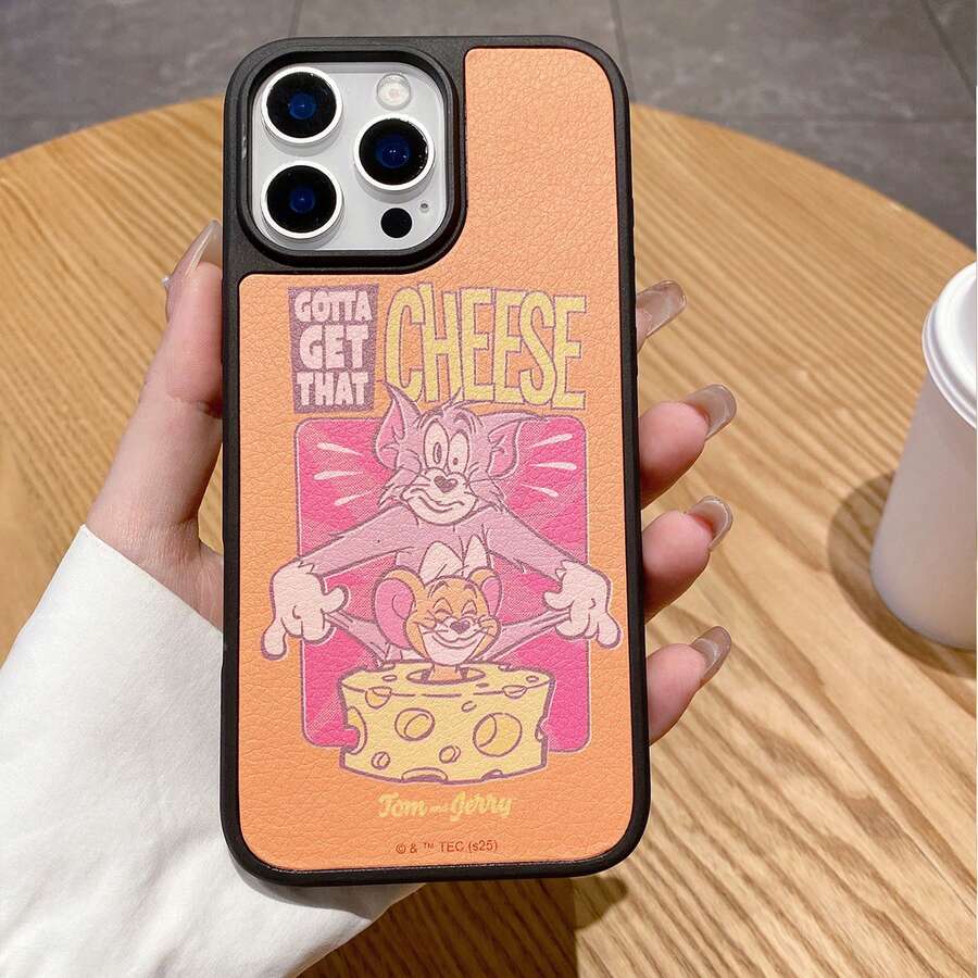 TOM & JERRY X SHEIN This Cartoon Mouse And Cat Pattern Two-In-One Phone Case Is Made Of TPU+PC Material, Featuring Shockproof Matte Texture And Leather Texture, Which Can Prevent Hand Sweating. The Exquisite Heart-Shaped Pattern Effectively Protects Your Apple 14/15 And 16/17 Pro Max Phones. - Multicolor - View 1