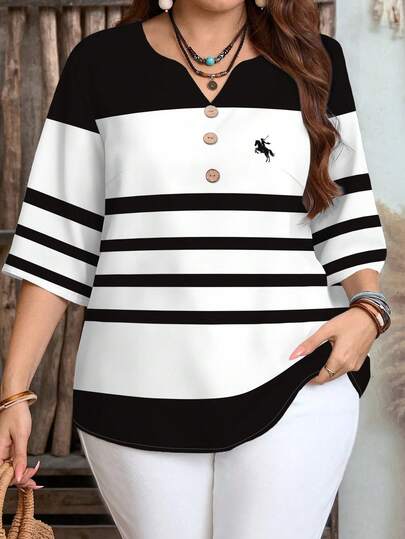 EMERY ROSE Plus-Size Women's Front-Opening Button-Down Preppy Style Black And White Striped Short-Sleeved Casual Shirt, Women's Summer Shirt, Women's Shirt, Country Vacation Style, Women's Bohemian Style Shirt, Women's Country Casual Vacation Wear, Simple And Stylish, Suitable For Everyday Wear, Women's Summer Top, Women's Summer Clothing.