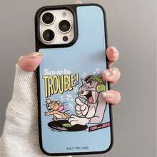TOM & JERRY X SHEIN This Cartoon Cat And Mouse Pattern Two-In-One Phone Case Is Made Of TPU+PC Material, Featuring Shockproof Matte Texture And Leather Texture, Which Can Prevent Hand Sweating. The Exquisite Heart-Shaped Pattern Effectively Protects Your Apple 14/15 And 16/17 Pro Max Phones. - Multicolor - View 4