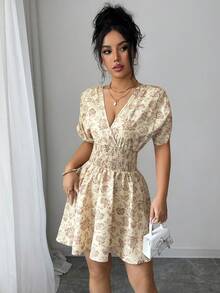 Elenzga Vestido corto de línea A con cintura ceñida, mangas abullonadas y hombros fruncidos, con elegante estampado floral diminuto para primavera/verano - Amarillo - Ver 4