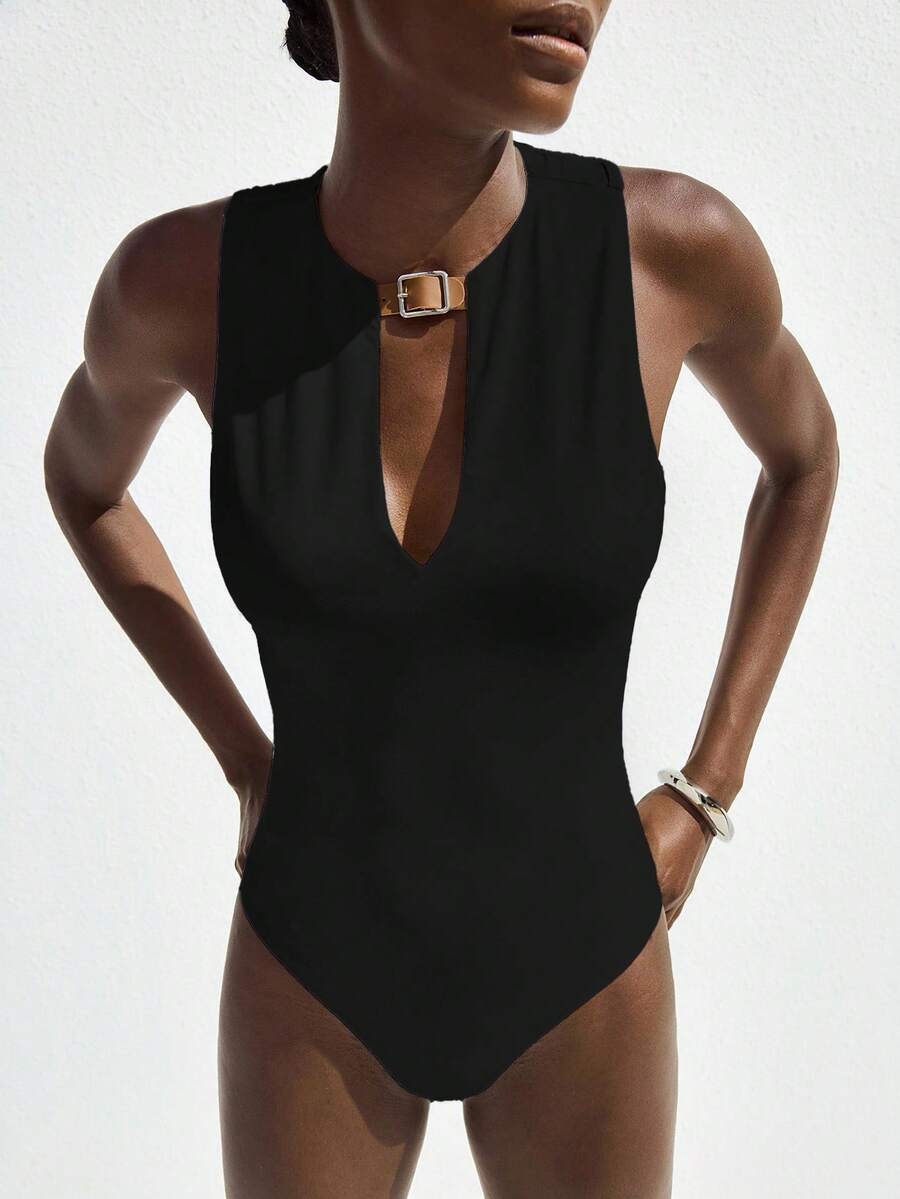 Maija Body negro de verano sexy y chic para mujer, cuello redondo, decoración con hebilla de PU, calado, sin mangas, minimalista, casual, para vacaciones, playa, fiesta y graduación - Negro - View 1